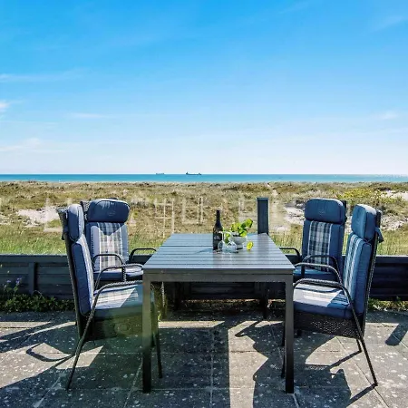 4 Person In Holiday home *